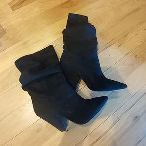 Black boots Suede-like